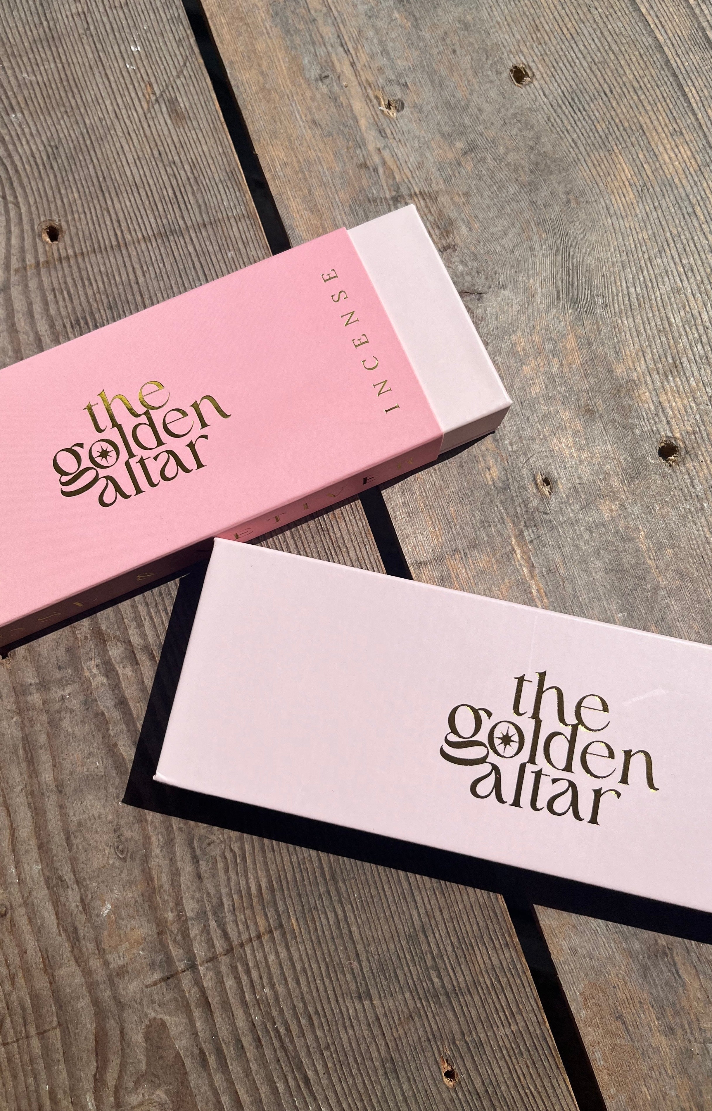 The Golden Altar / Muse Natural Incense - Rose & Vetiver