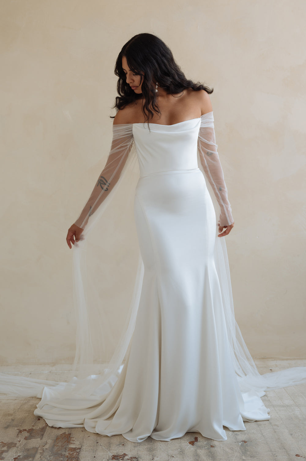 Folkster bridal gowns